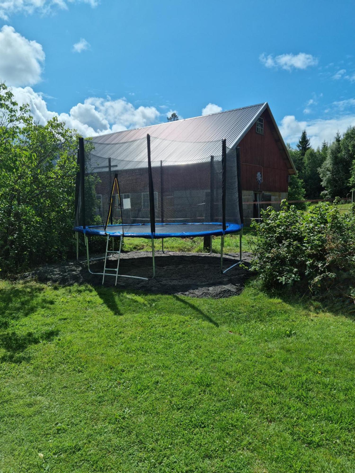 Charmigt Hus Pa Landet Naera Till Bad Stromstad Luaran gambar